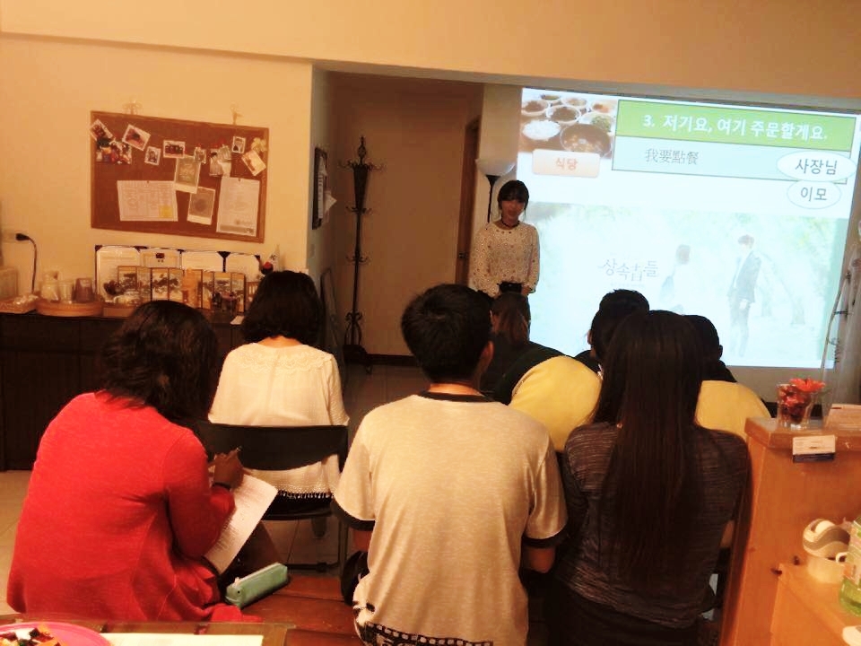 17-06-01-12-36-09-927_deco