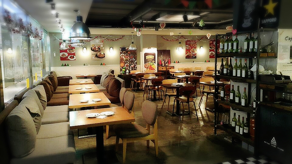 17-06-01-12-37-46-895_deco