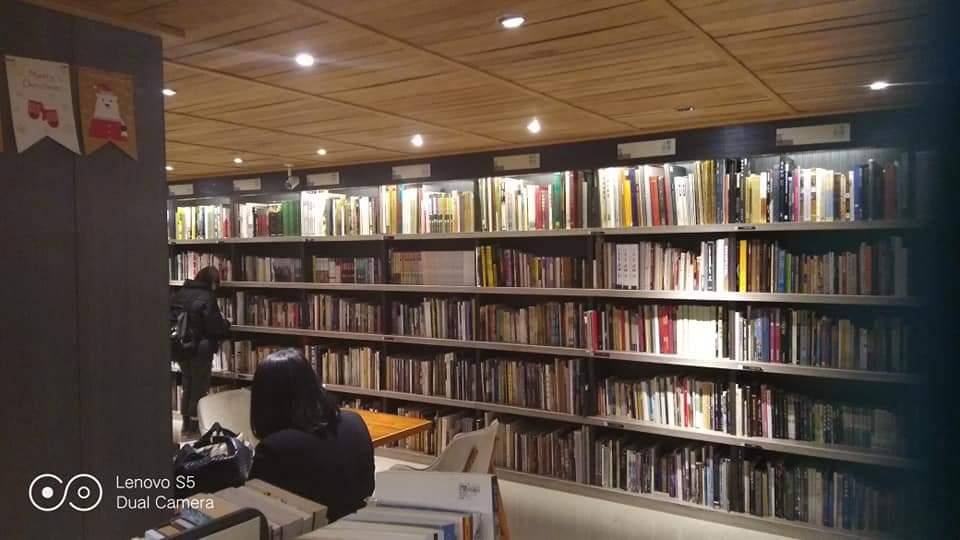 沉醉二手書香相片 (3 )