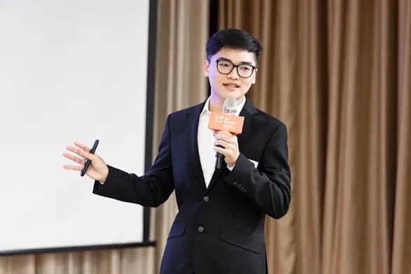 唸師範大學去創業？——科學毛怪創辦人專訪